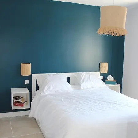 بيت للعطل Maison 8 Personnes A 100 M De La De La Clere *