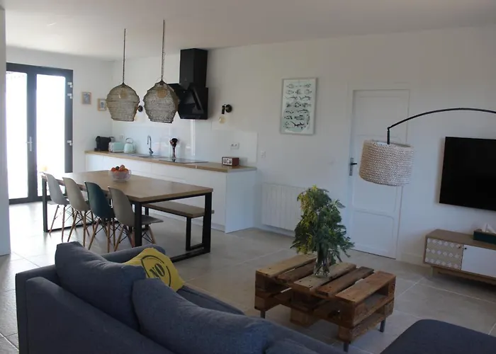 Maison 8 Personnes A 100 M De La De La Clere 펜션